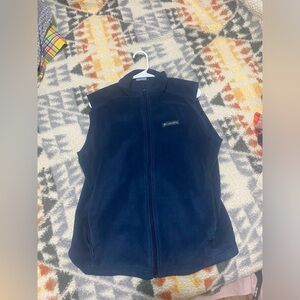Columbia vest
